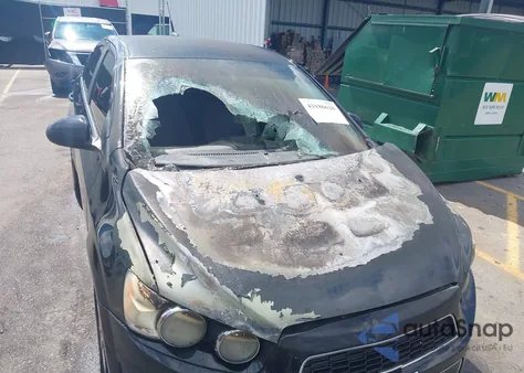 2014 Chevrolet Sonic Lt z USA, uszkodzony, nr VIN 1G1JC5SH2E4235830